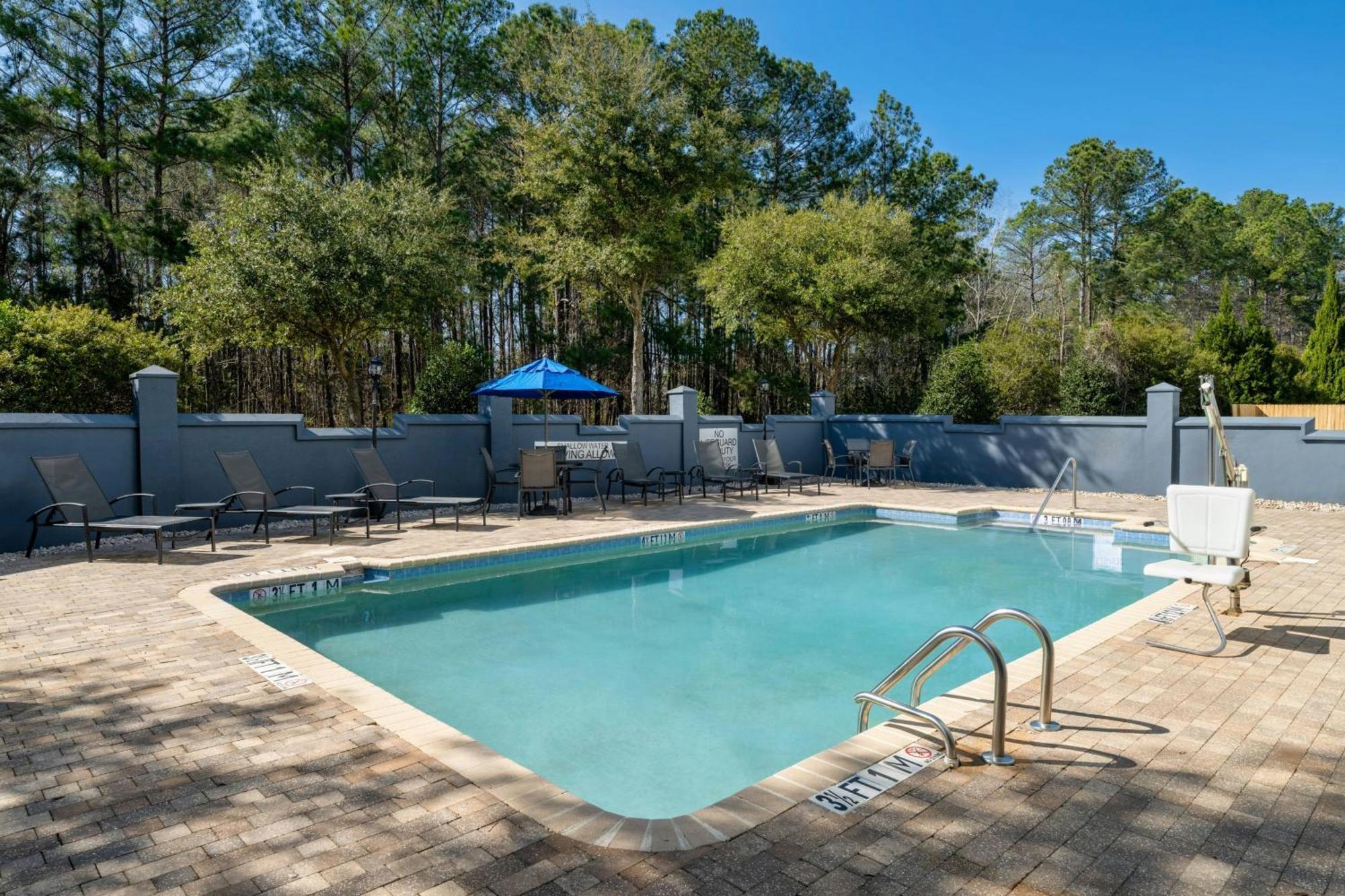 Fairfield Inn & Suites By Marriott Charleston North/Ashley Phosphate North Charleston Exterior foto